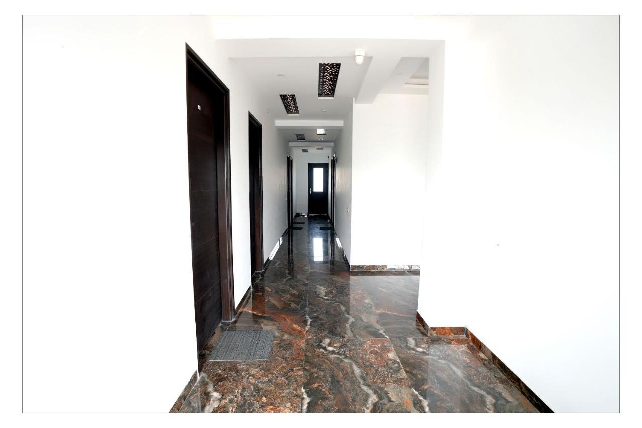 Gupta Residency Near Ajnara Heritage โนอิดา ภายนอก รูปภาพ